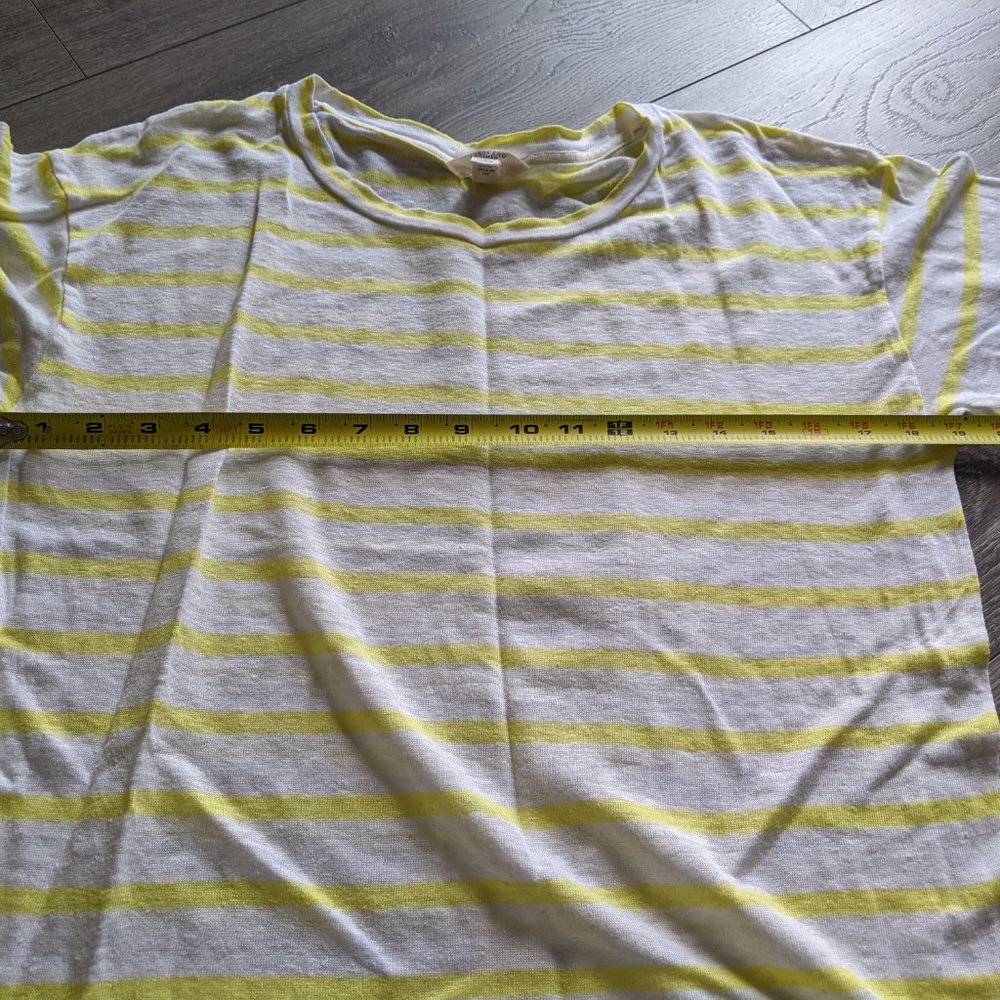 Land's End 1963 Canvas Women's Tee T-shirt Long Sleeve 100% Linen Yellow Striped - Picture 2 of 9